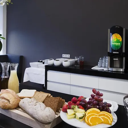 Отель Island - & Wellness
