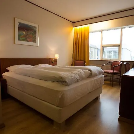 Island - & Wellness 4*